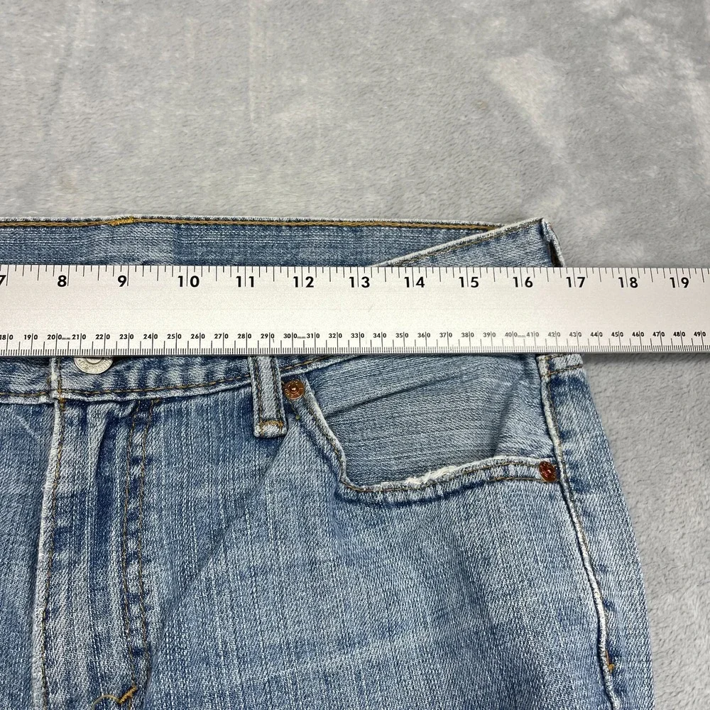 Levi's Jeans Mens 33x32 Blue Denim Medium Wash Comfy 527 Slim Bootcut Leg Grunge